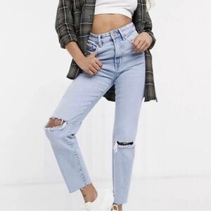 Hollister High-Rise Crop Slim Straight Jeans Distressed Light Rinse Stretch Sz 9